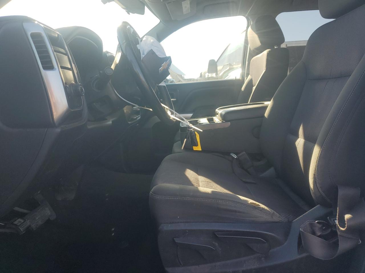 CHEVROLET SILVERADO C1500 LT