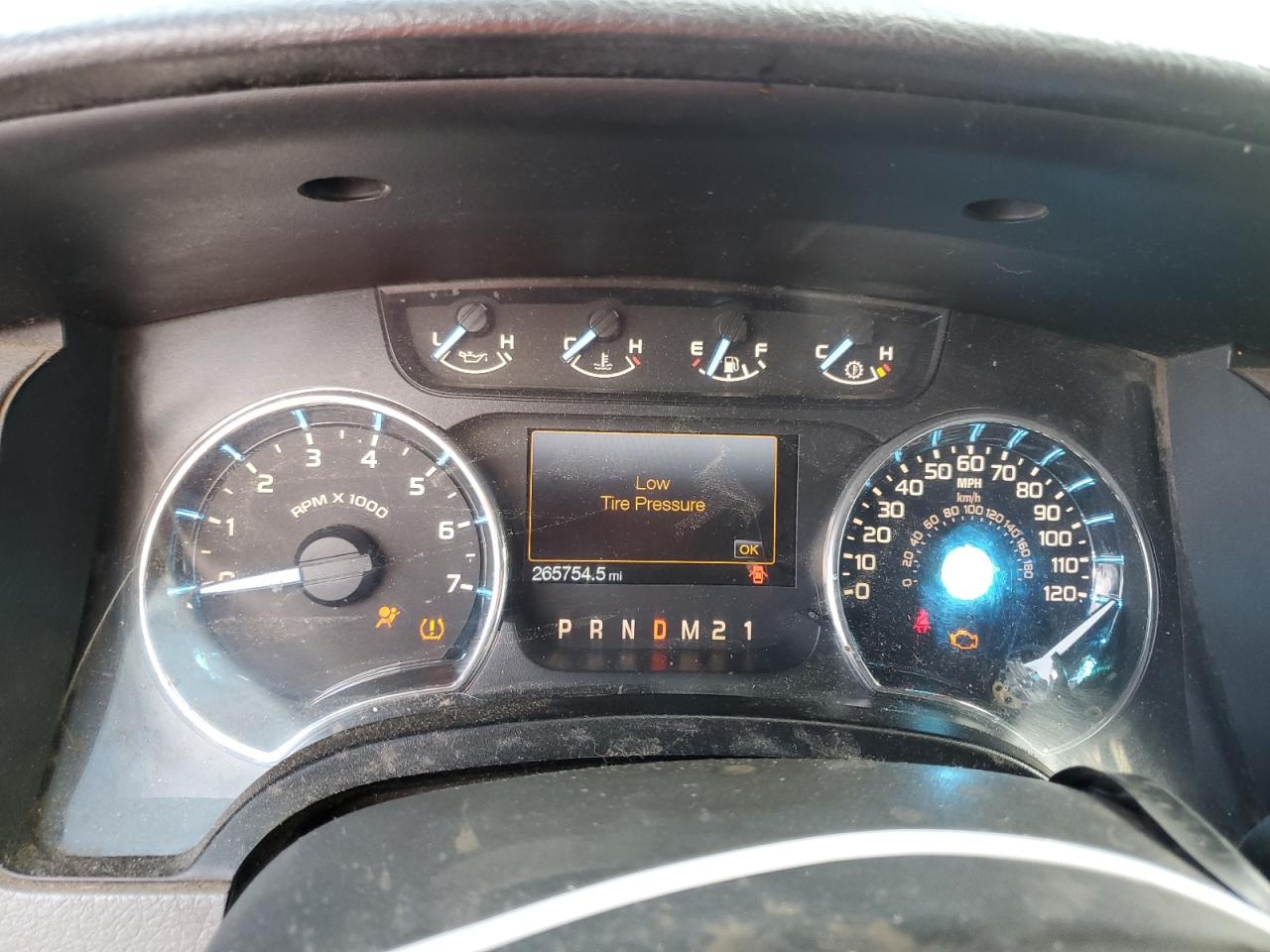 FORD F-150 SUPERCREW