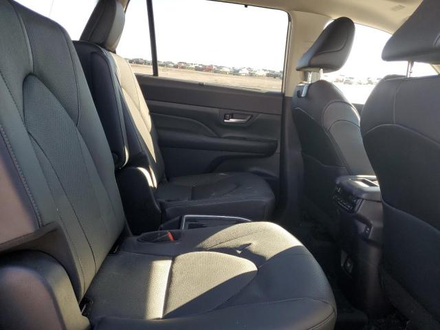 2024 TOYOTA GRAND HIGH - 5TDAAAB5XRS065593