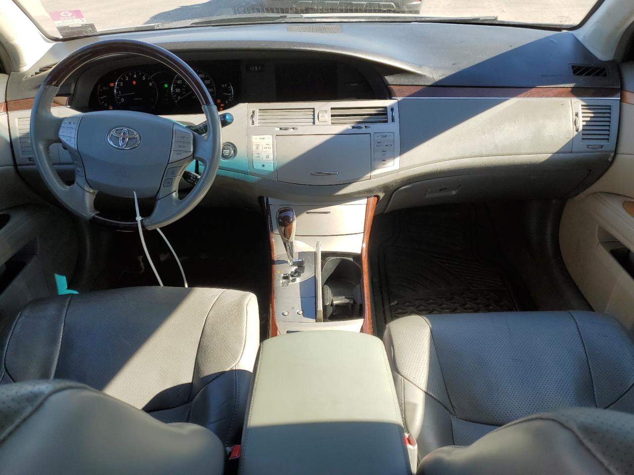 Lot #3268364298 2008 TOYOTA AVALON XL