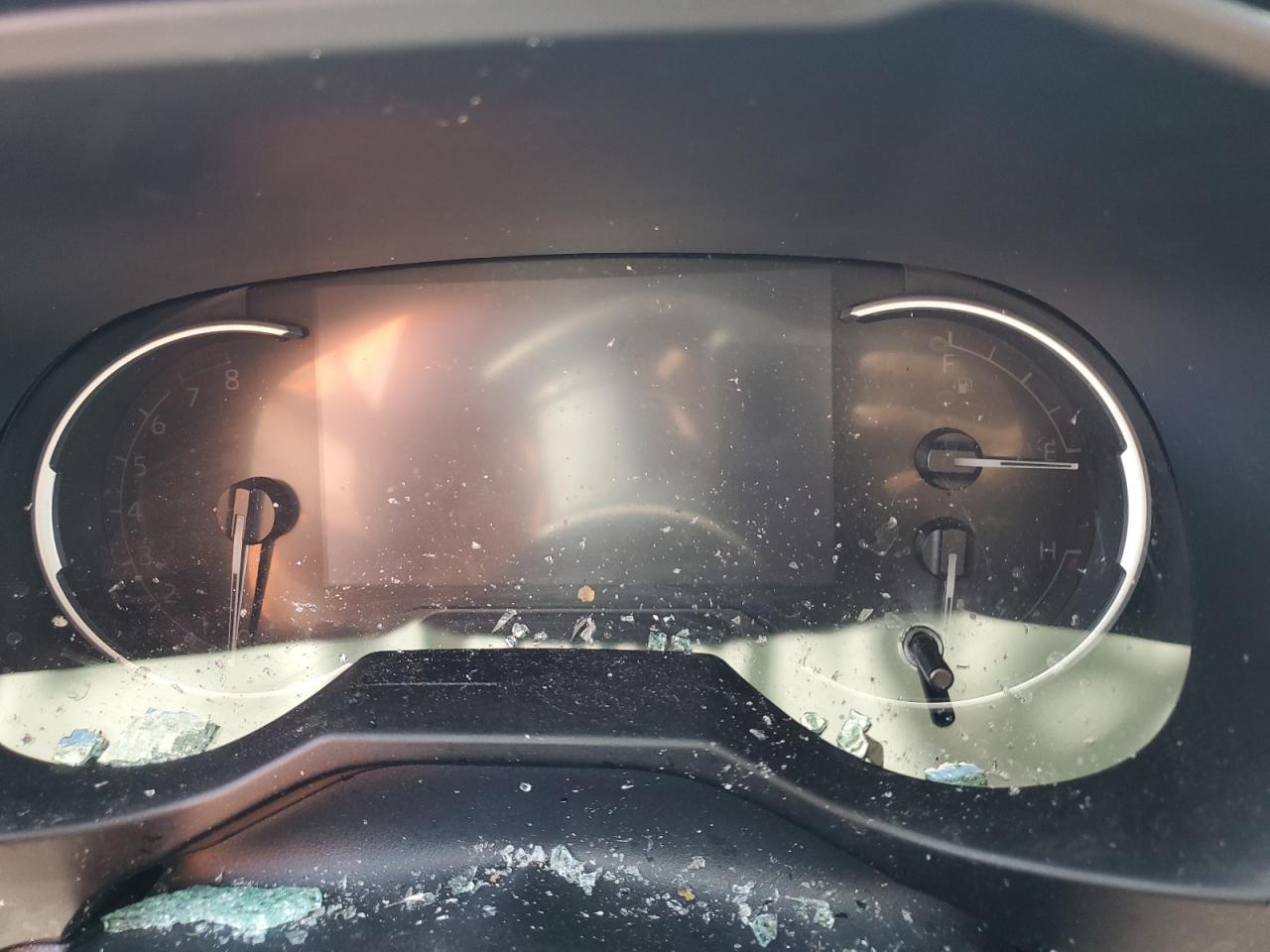 TOYOTA RAV4 XLE PREMIUM