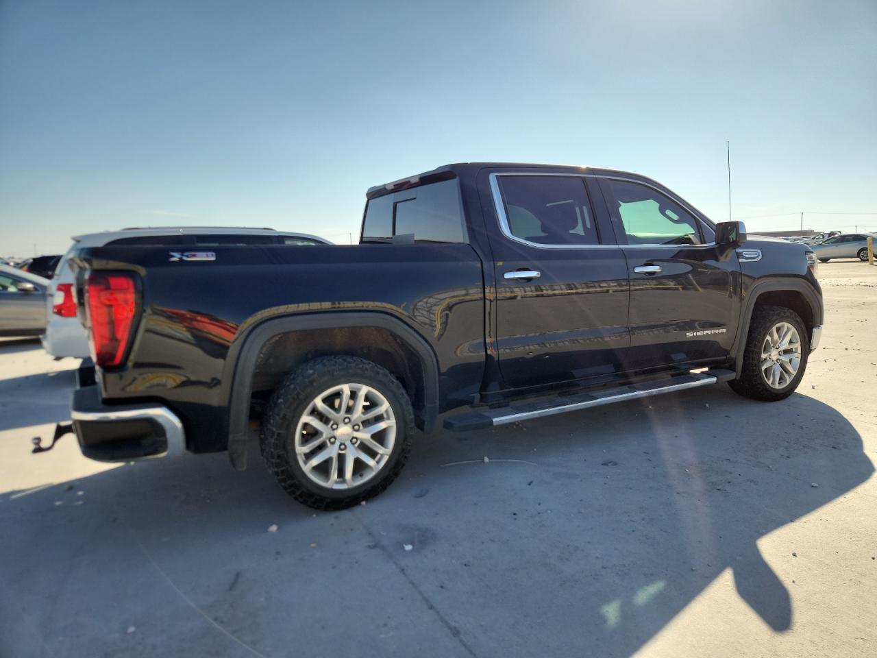 GMC SIERRA K1500 SLT