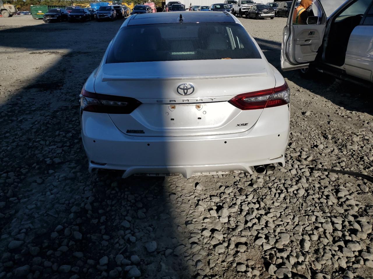 TOYOTA CAMRY XSE