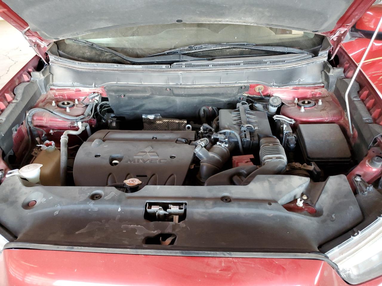 MITSUBISHI OUTLANDER ES