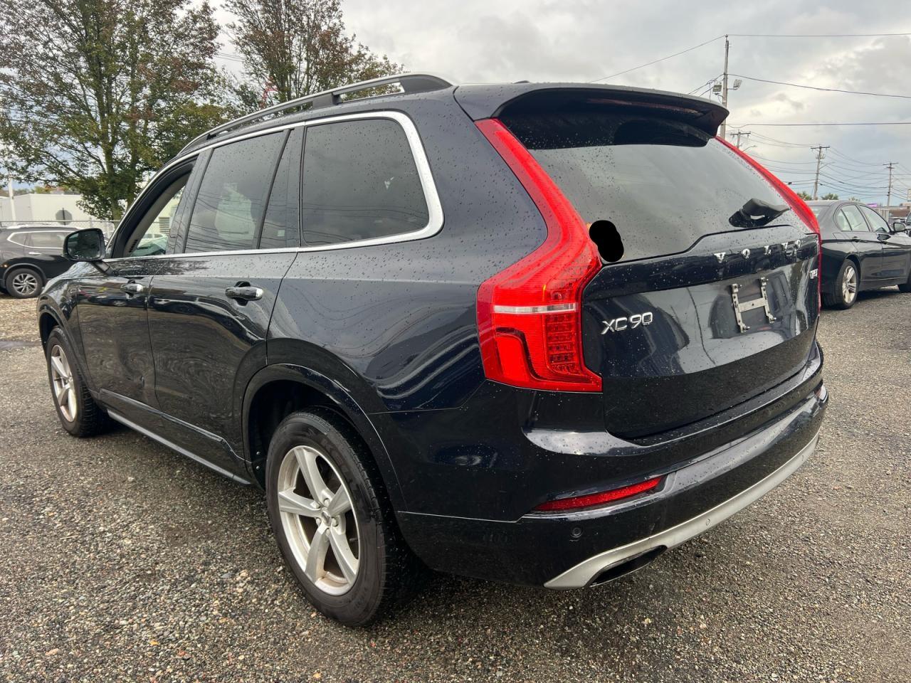 VOLVO XC90 T5