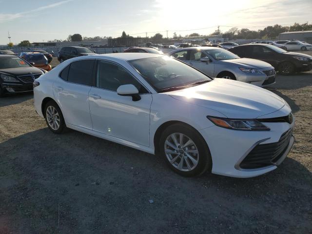 2022 TOYOTA CAMRY LE - 4T1C11AK8NU658404