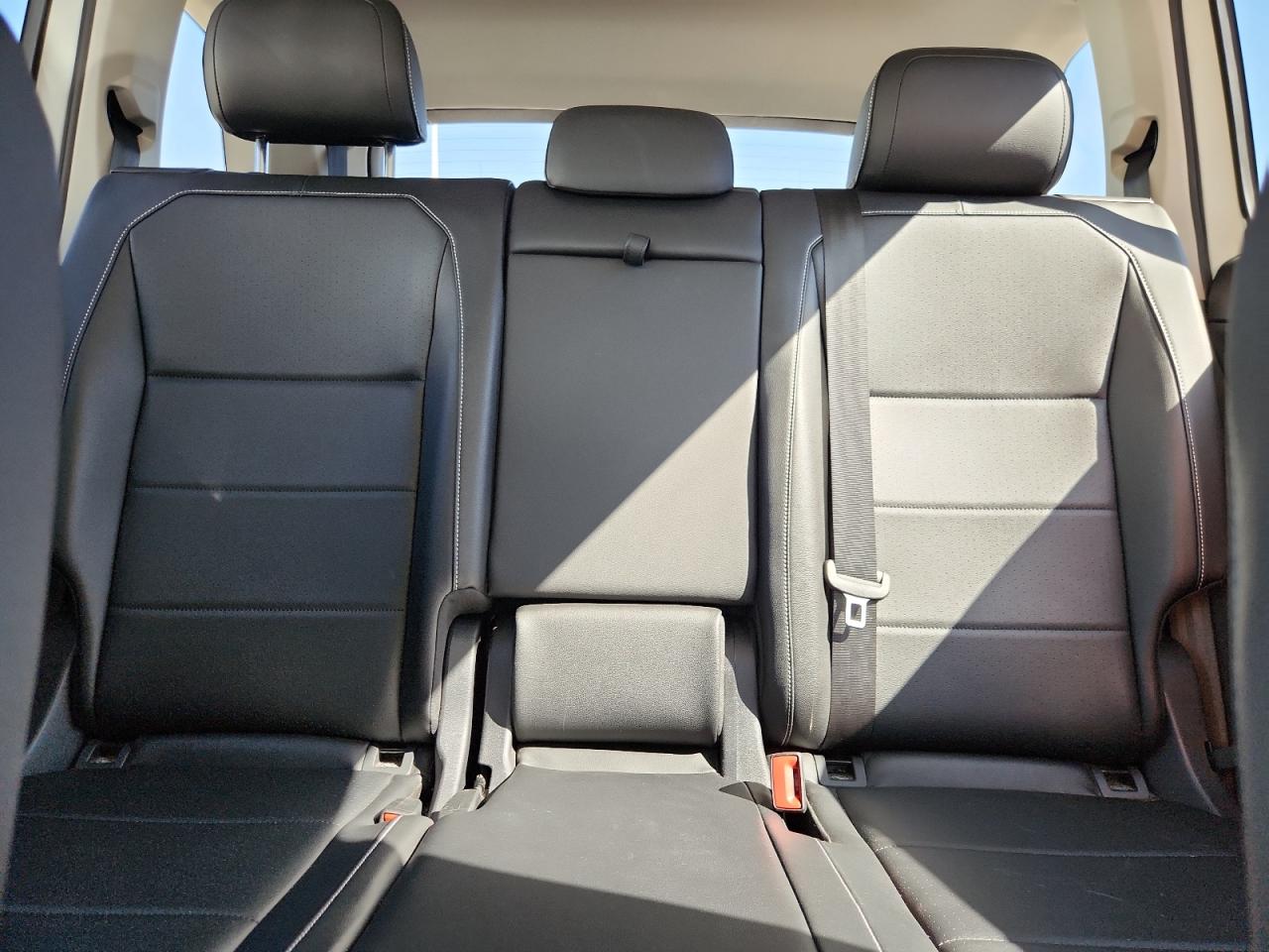 VOLKSWAGEN TIGUAN SE