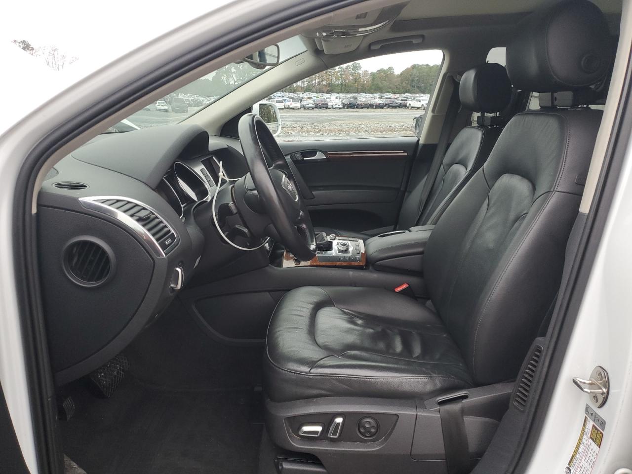 AUDI Q7 PREMIUM PLUS