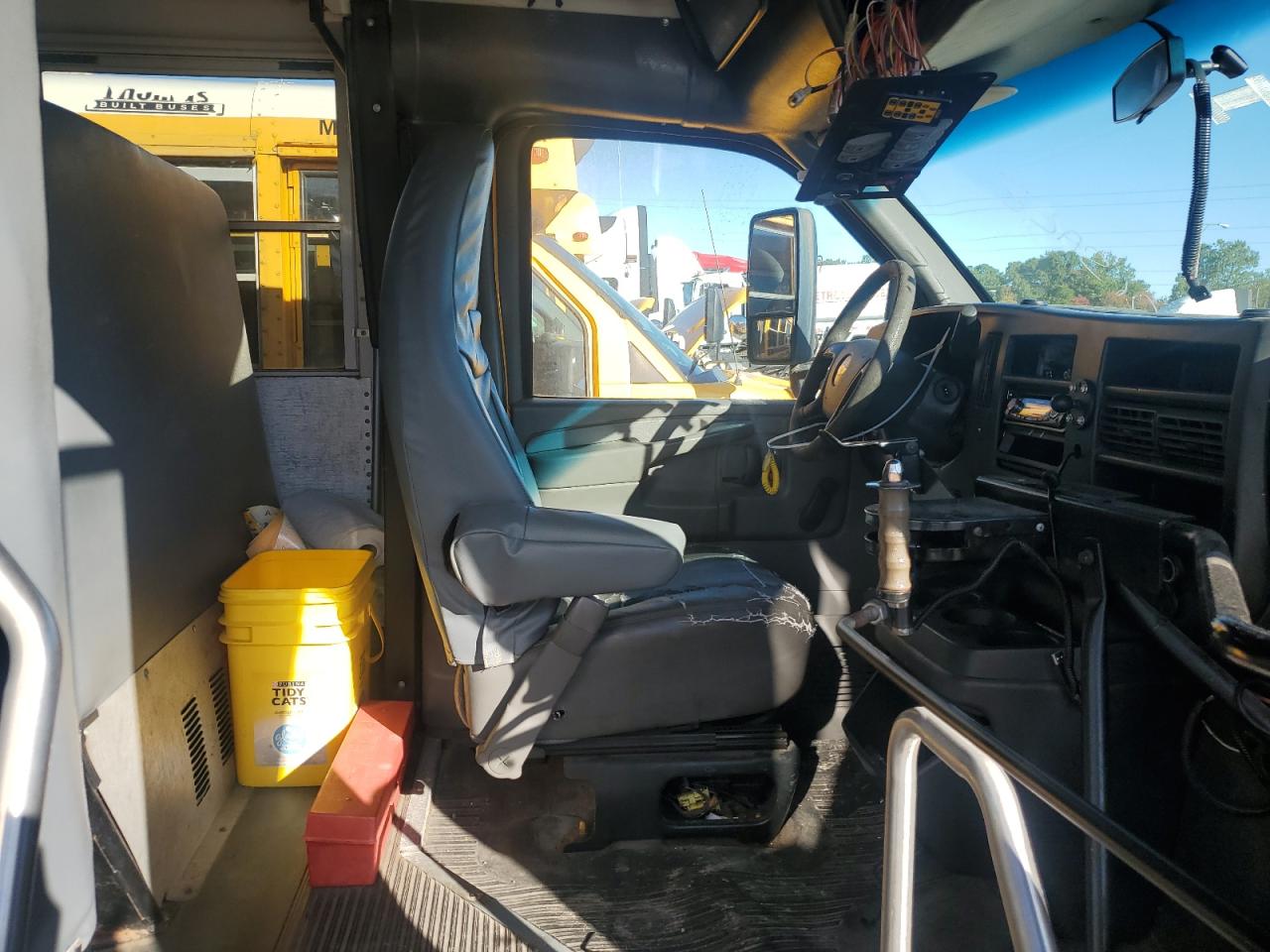 Lot #3273768358 2013 CHEVROLET MINOTOUR G3500