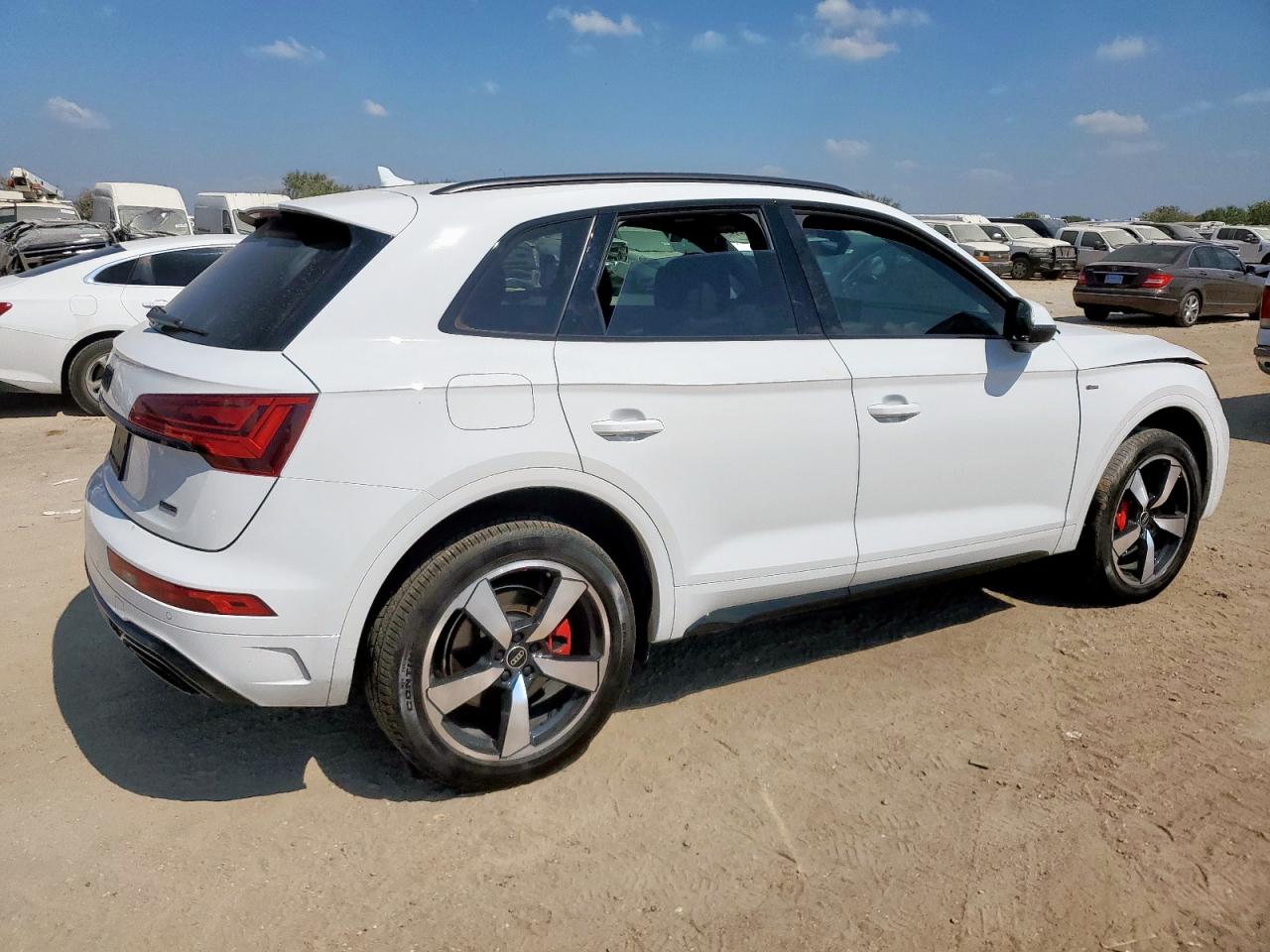 AUDI Q5 PREMIUM PLUS 45