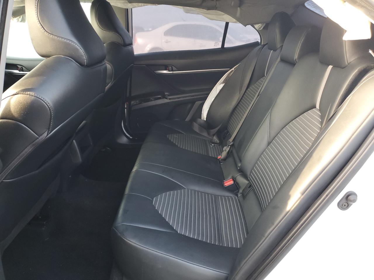 TOYOTA CAMRY SE NIGHT SHADE