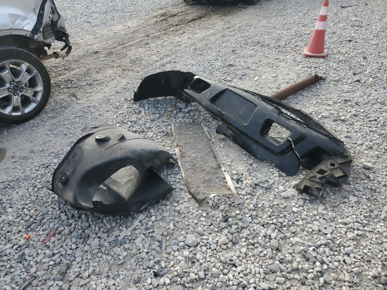 CHEVROLET TAHOE K1500 LS