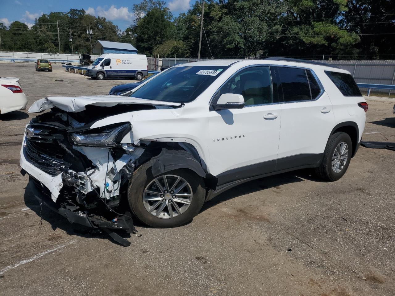 CHEVROLET TRAVERSE LT
