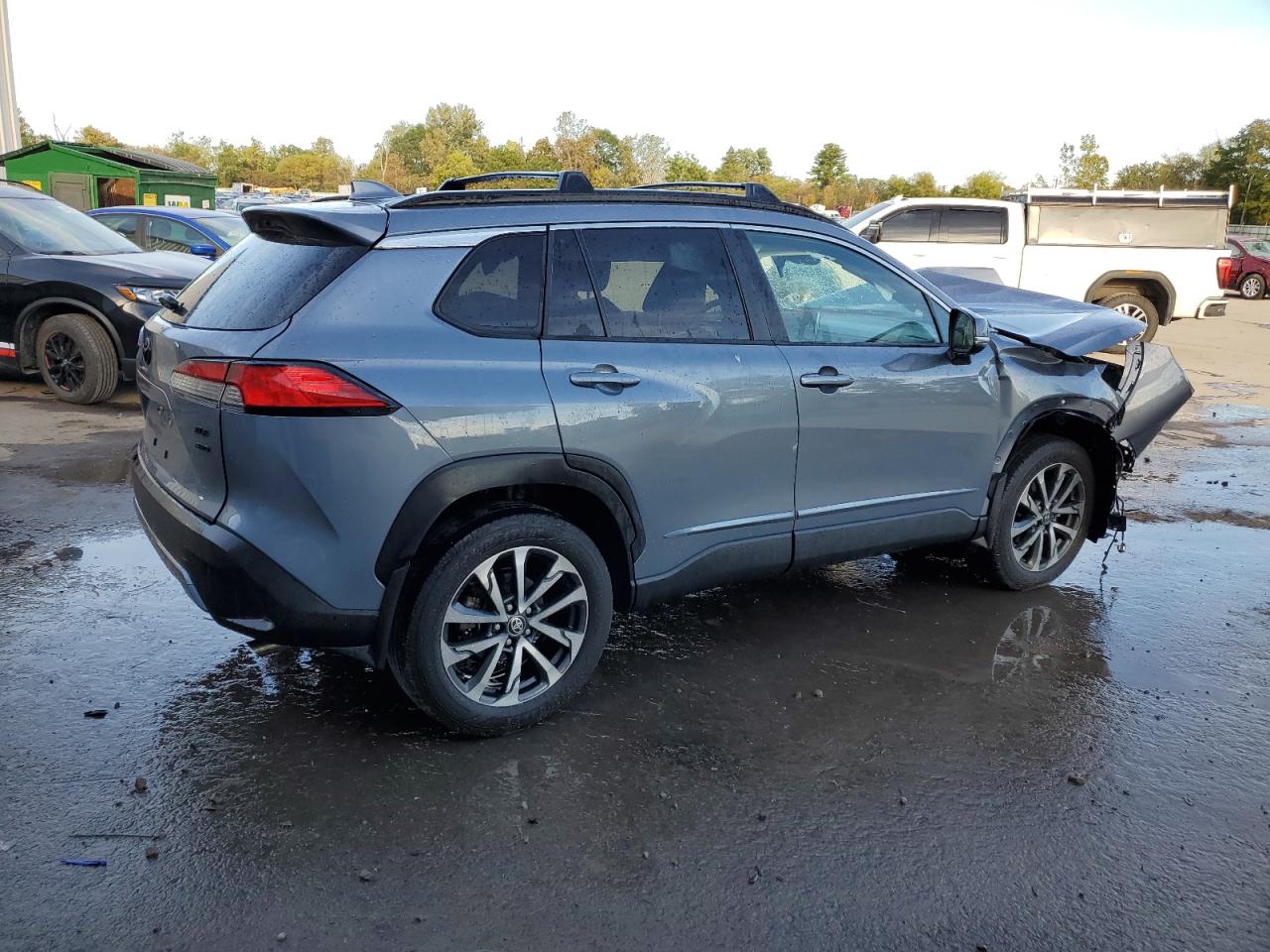 TOYOTA COROLLA CROSS XLE