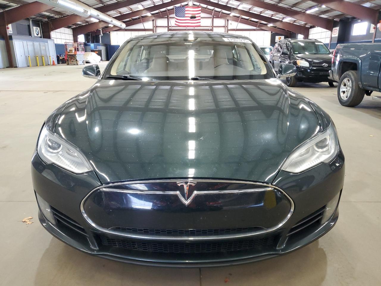 TESLA MODEL S