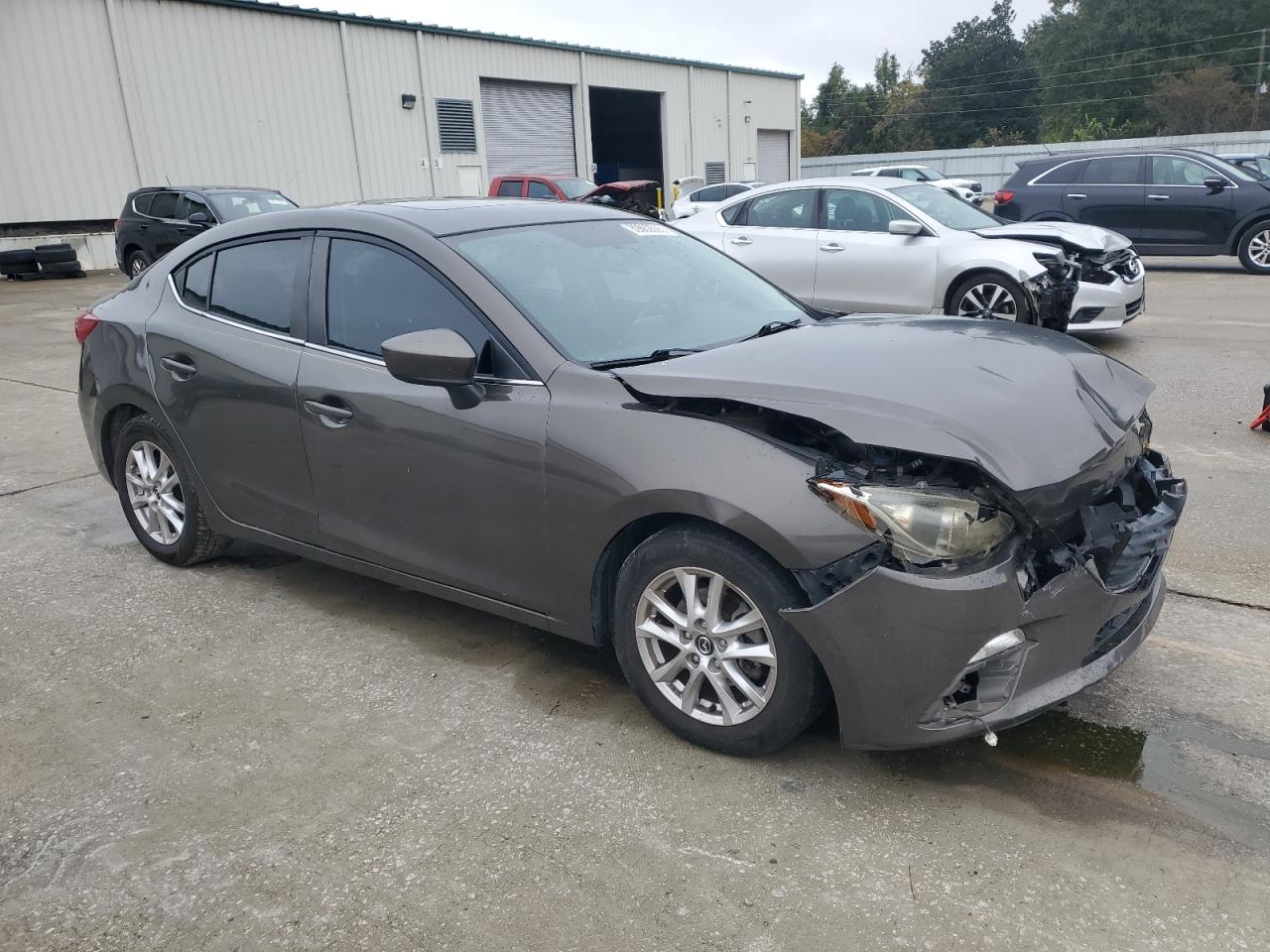 MAZDA 3 GRAND TOURING