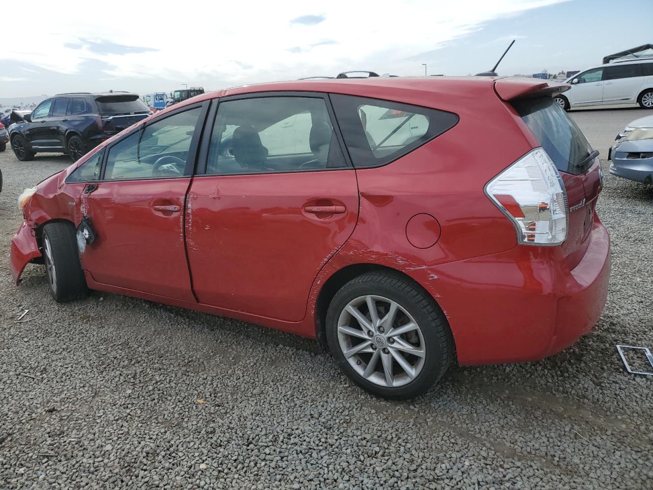 TOYOTA PRIUS V