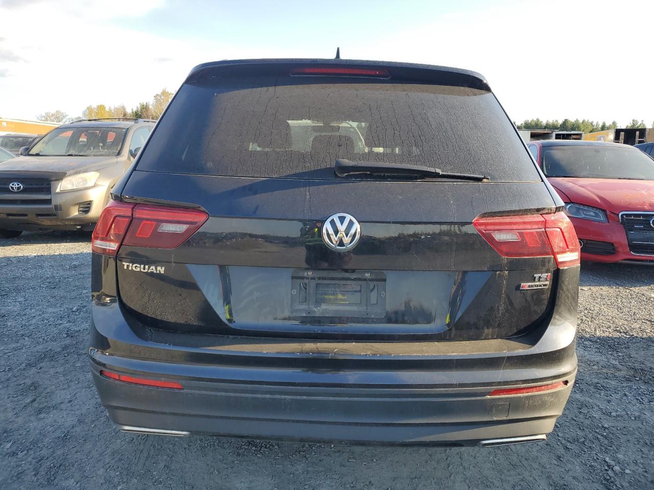 VOLKSWAGEN TIGUAN SE