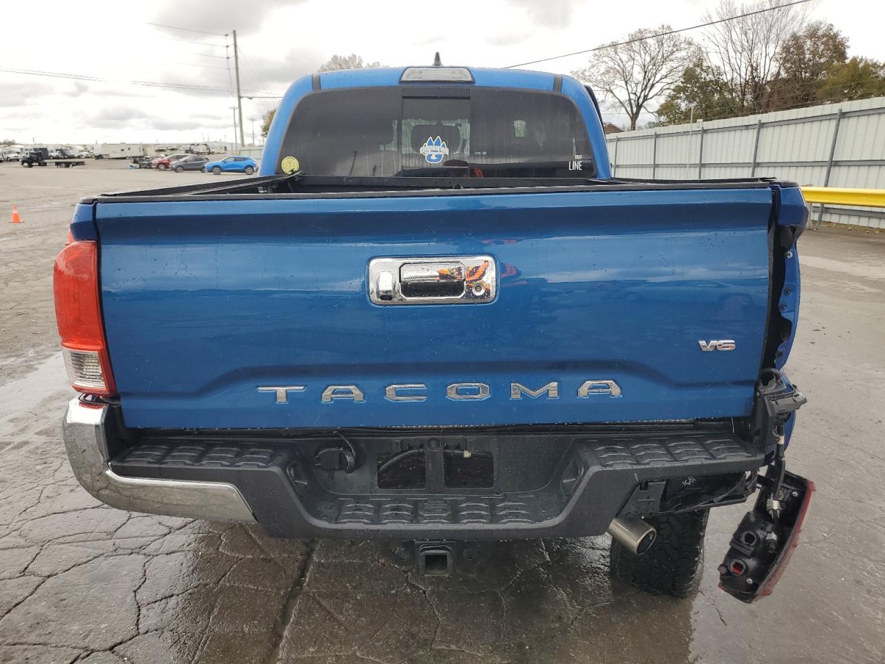 TOYOTA TACOMA DOUBLE CAB