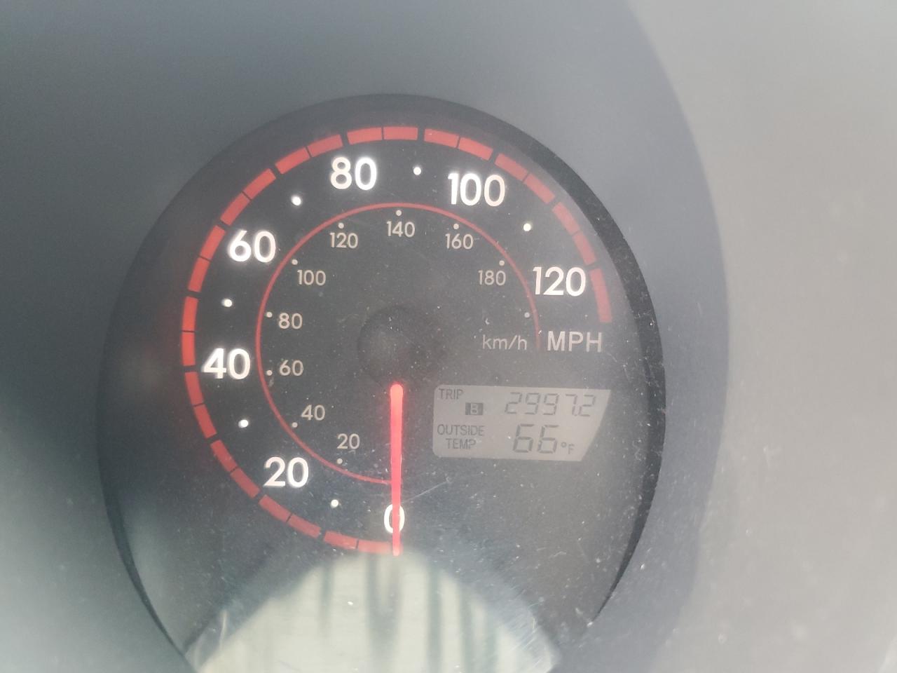 Lot #3316054216 2006 PONTIAC VIBE