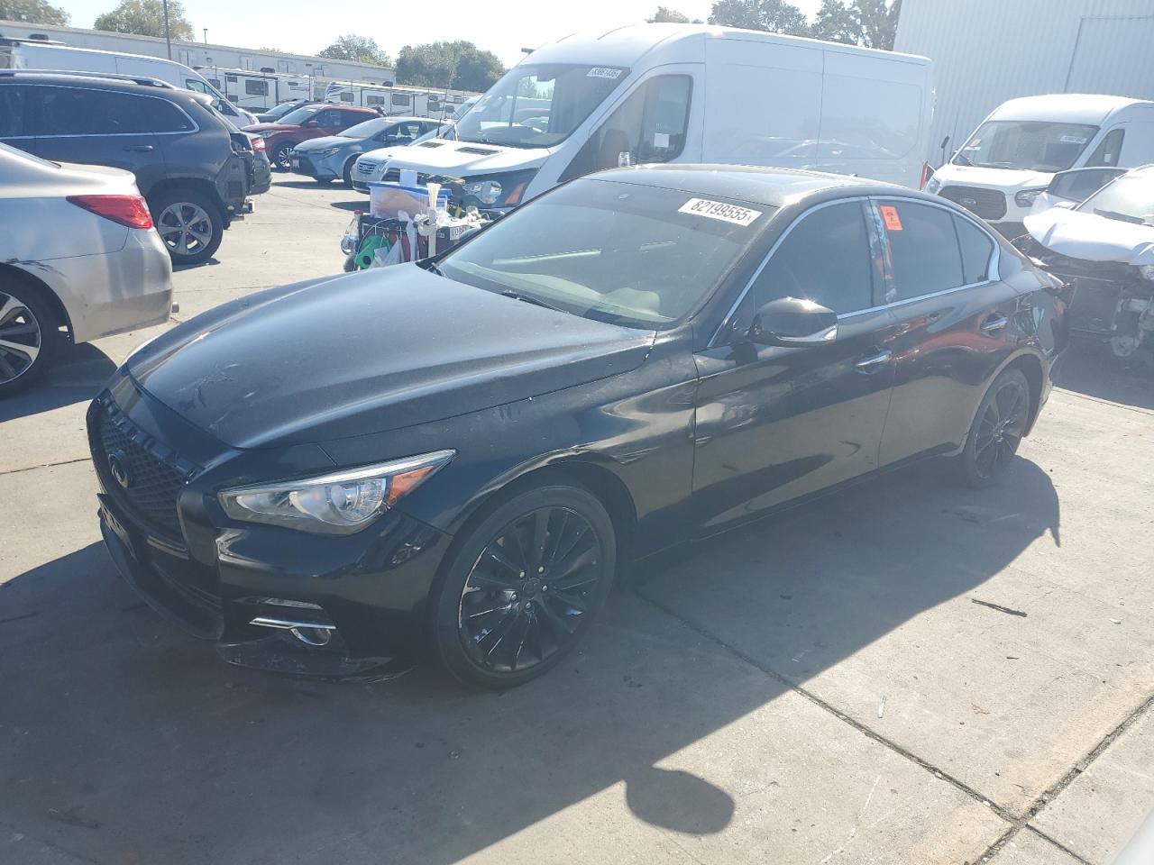 INFINITI Q50 PREMIUM