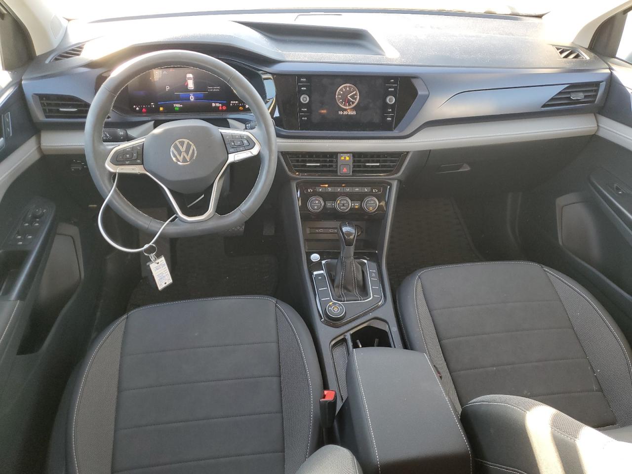 VOLKSWAGEN TAOS SE