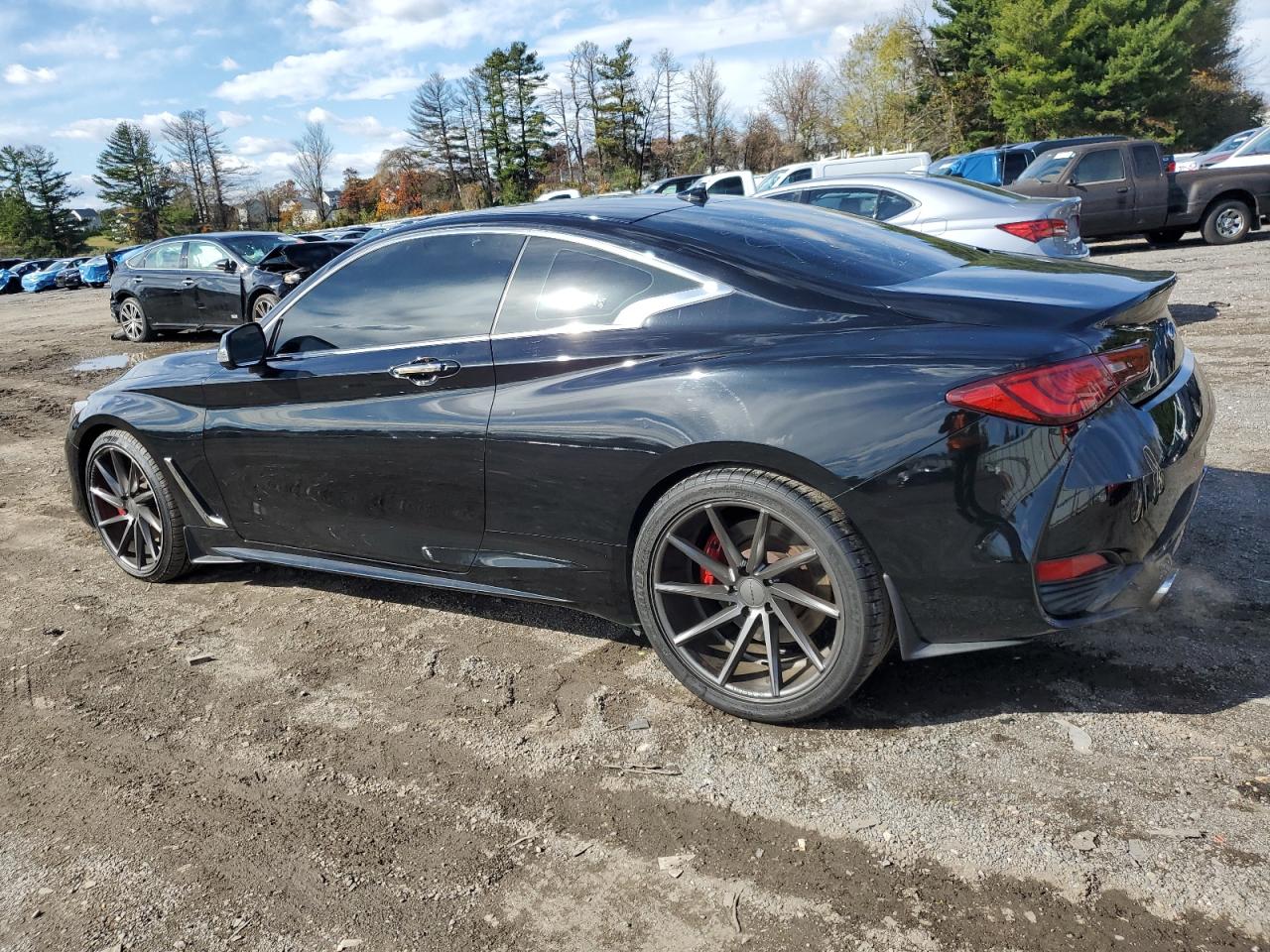 INFINITI Q60 RED SPORT 400