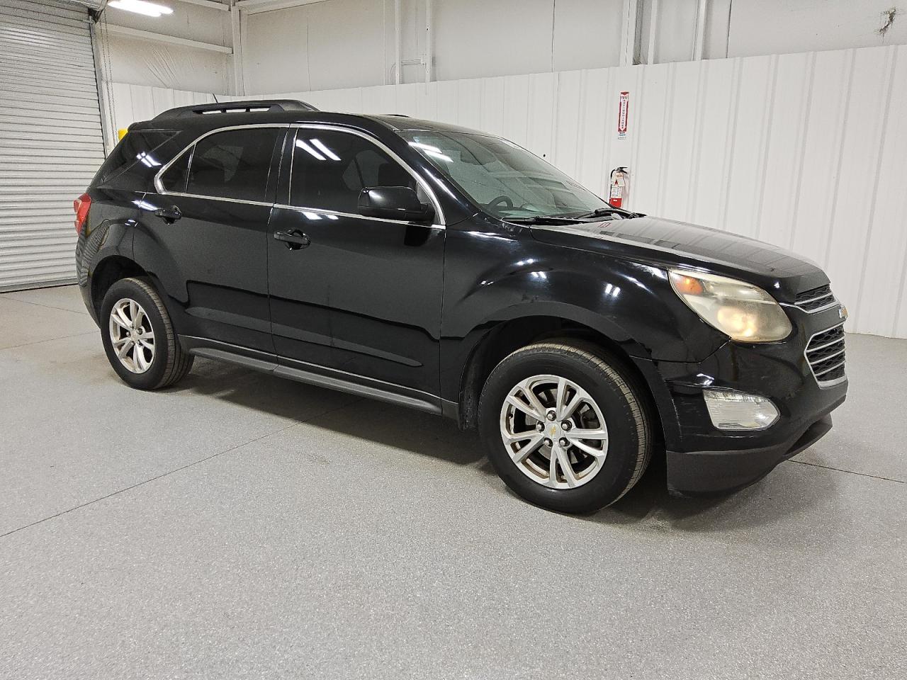 Lot #3292318273 2017 CHEVROLET EQUINOX LT