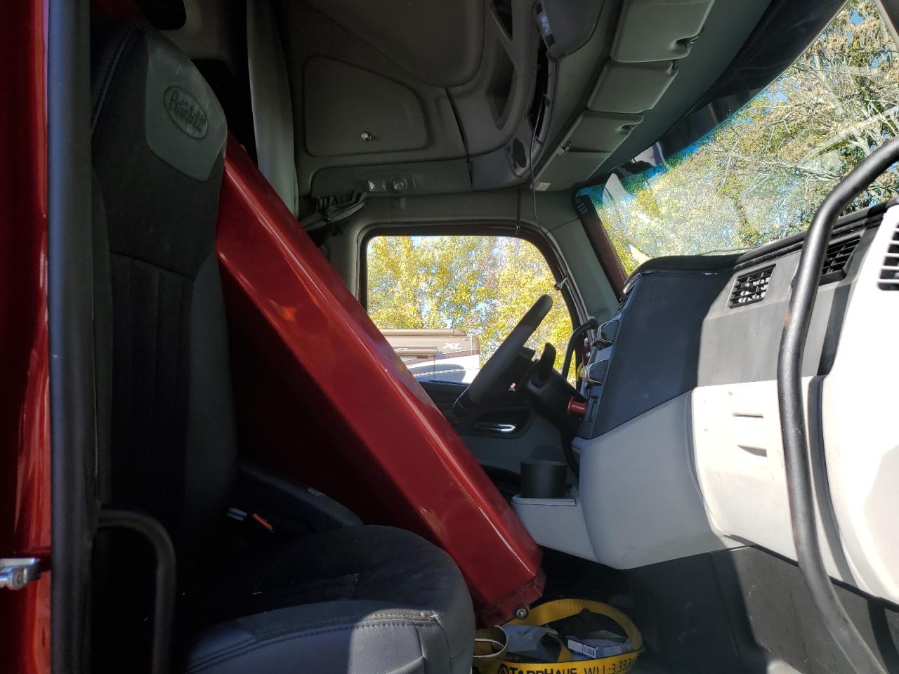 Lot #3316847651 2026 PETERBILT 579