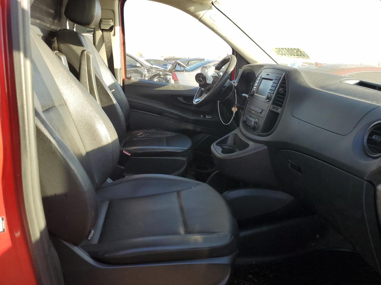 MERCEDES-BENZ METRIS