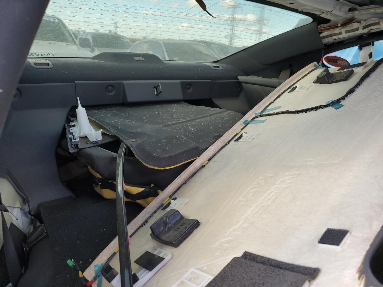 INFINITI Q60 RED SPORT 400