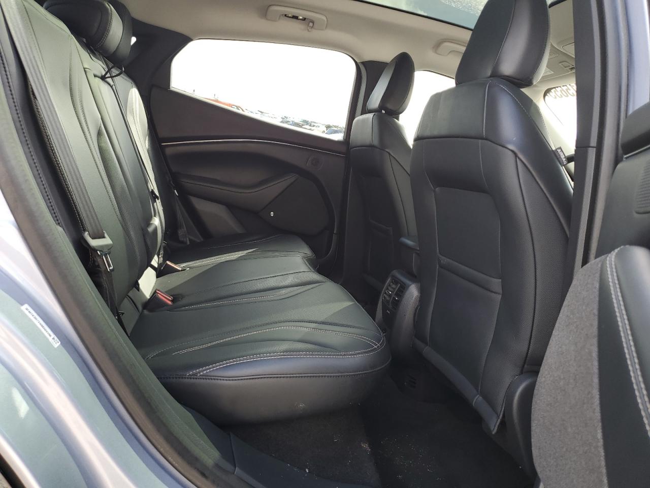 FORD MUSTANG PREMIUM