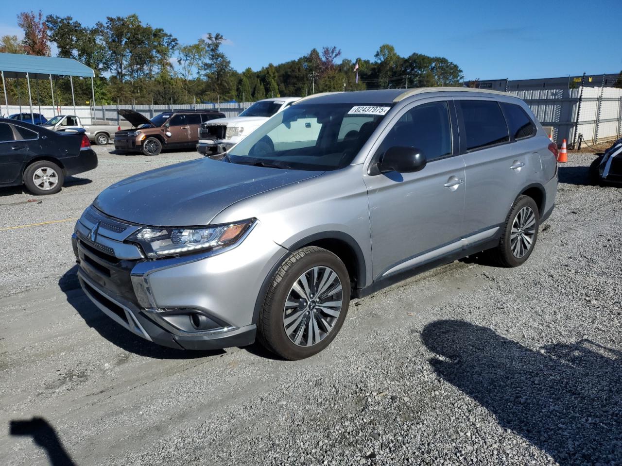 MITSUBISHI OUTLANDER ES