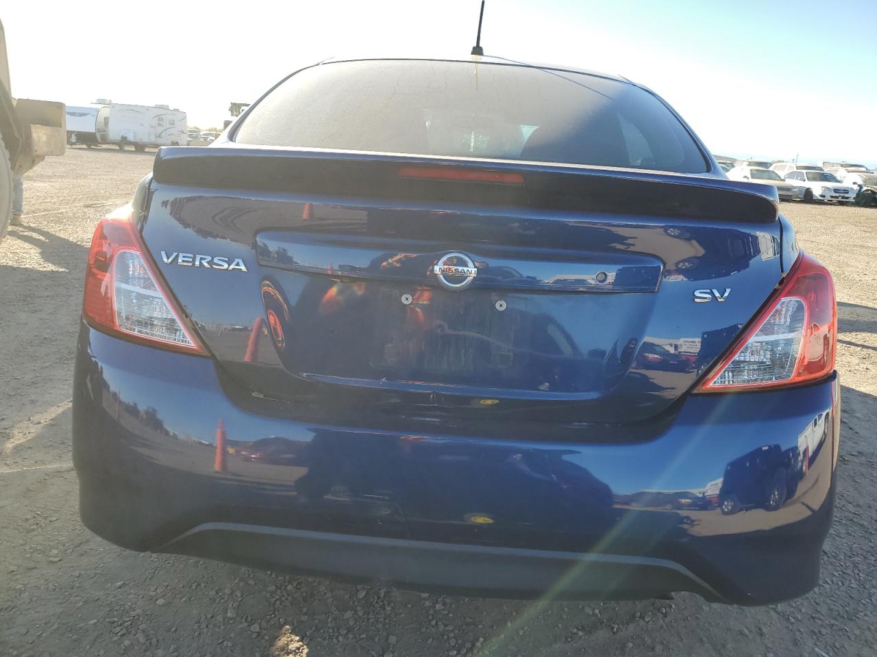 NISSAN VERSA S