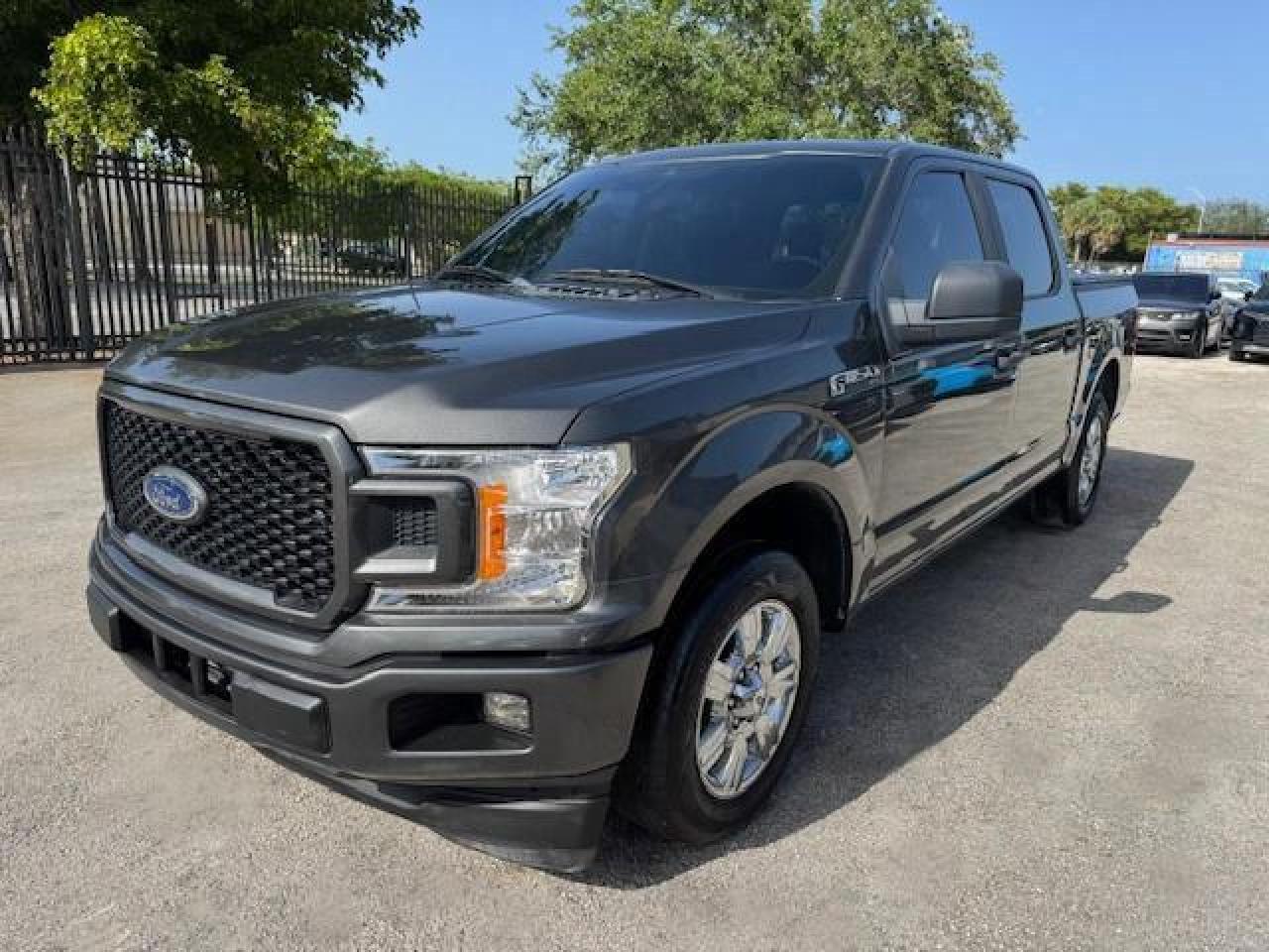 FORD F-150 SUPERCREW