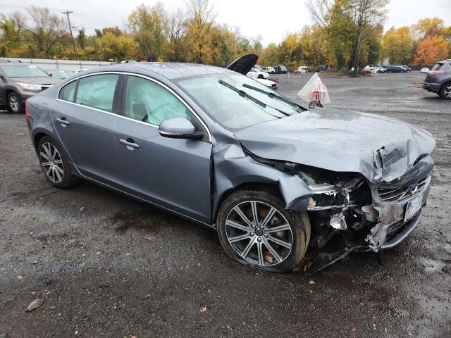 2017 VOLVO S60 PREMIER LYV402TK4HB125690