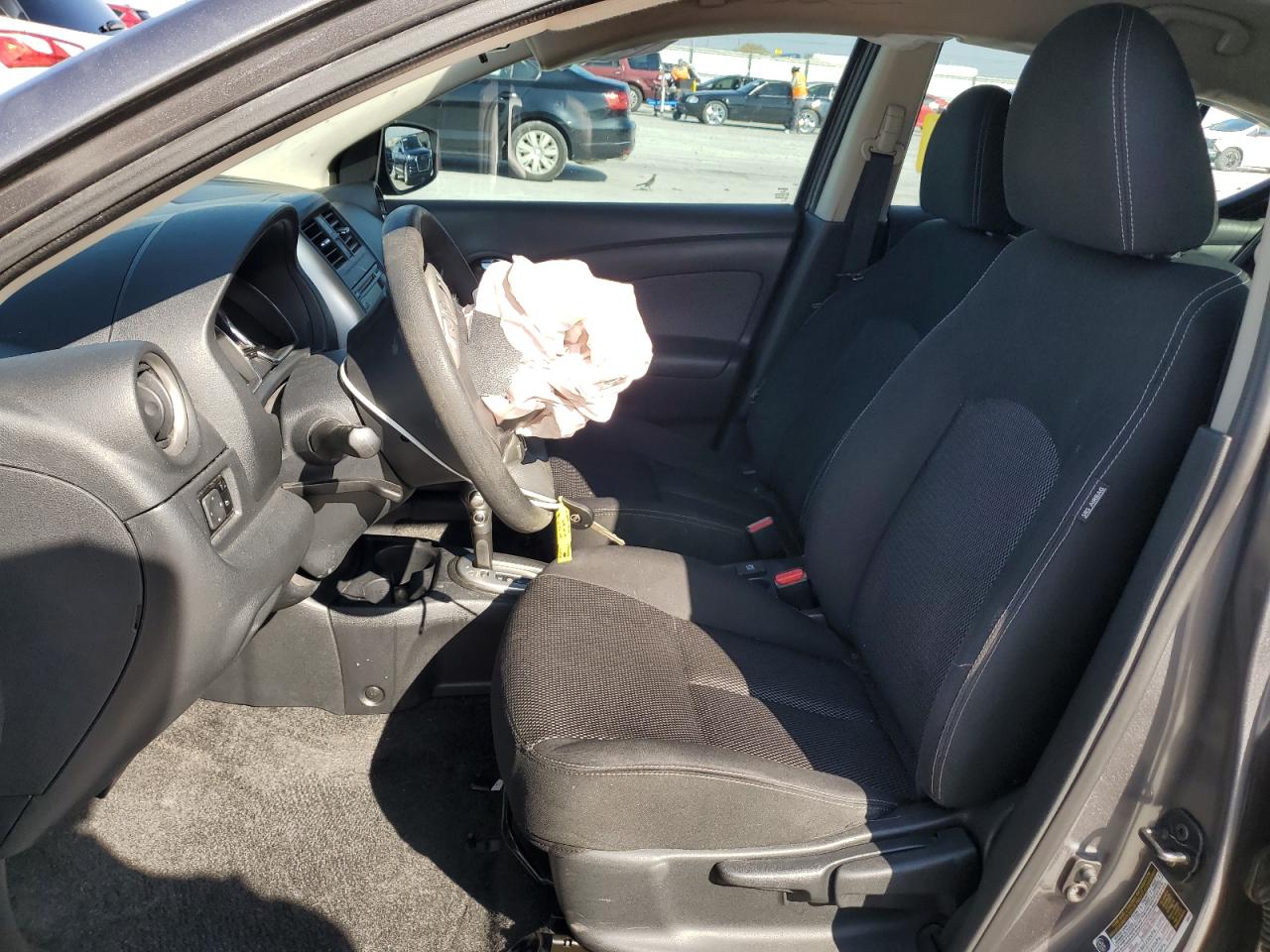 Lot #3305681728 2016 NISSAN VERSA S