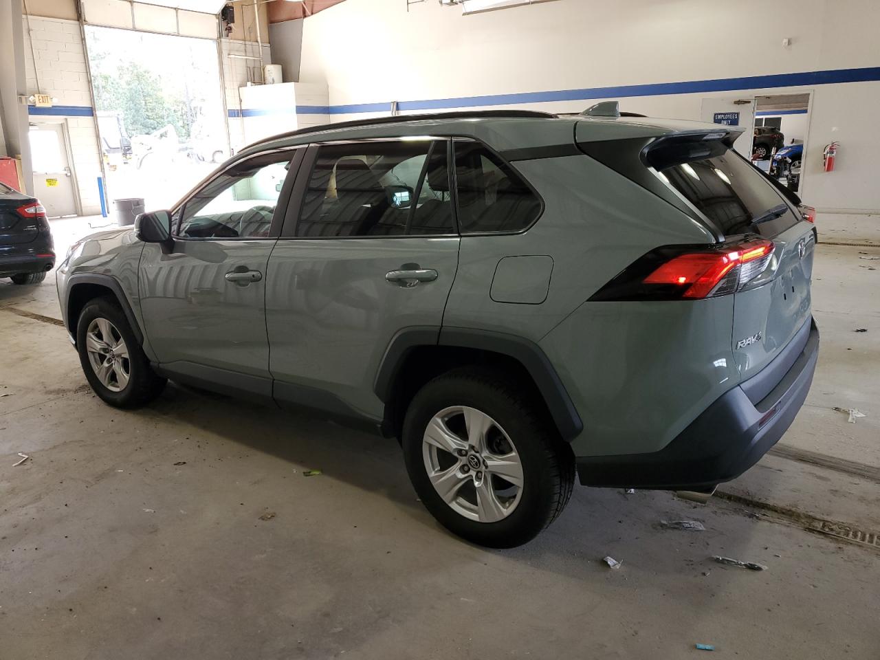 TOYOTA RAV4 XLE