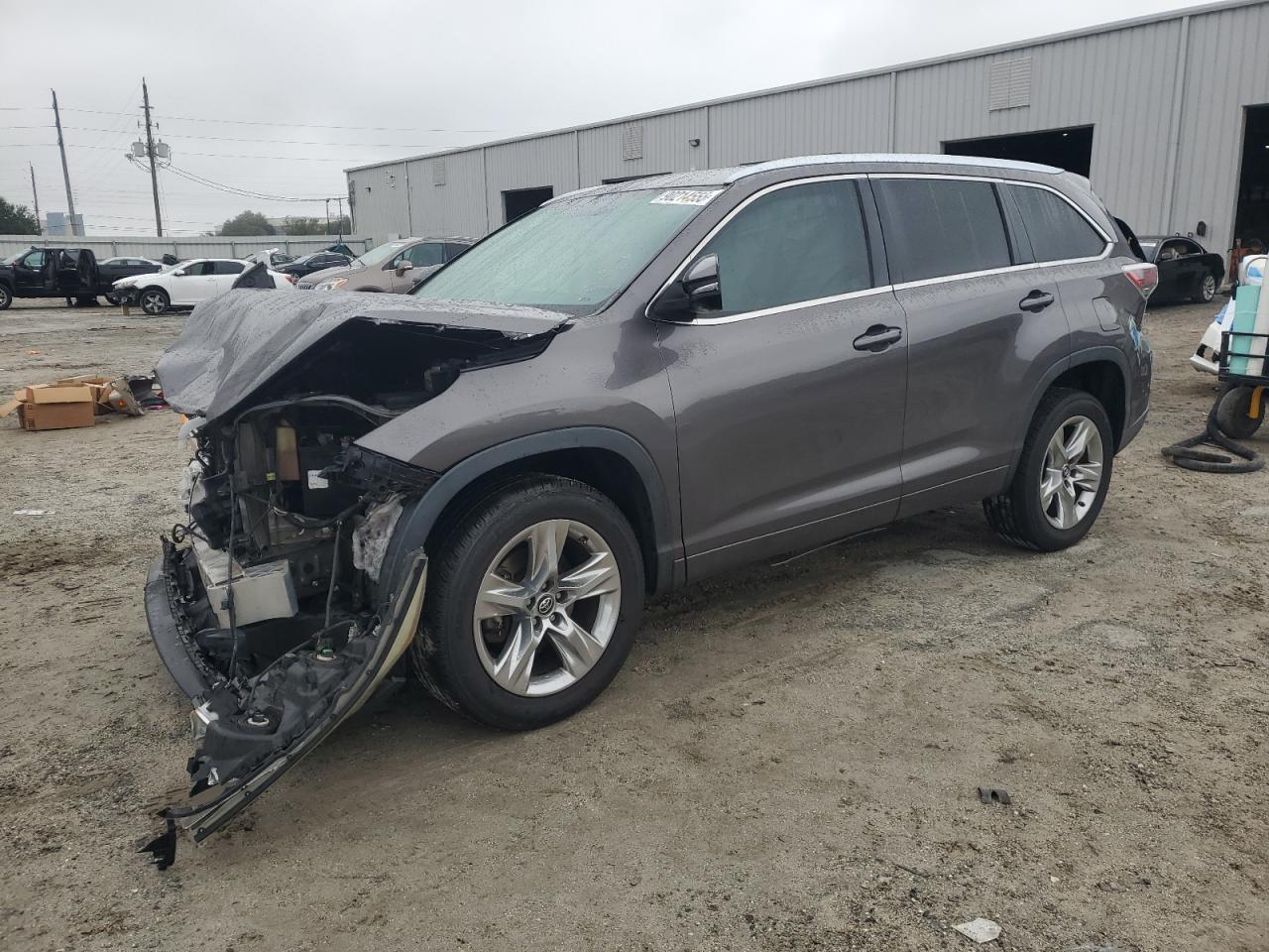 TOYOTA HIGHLANDER LIMITED