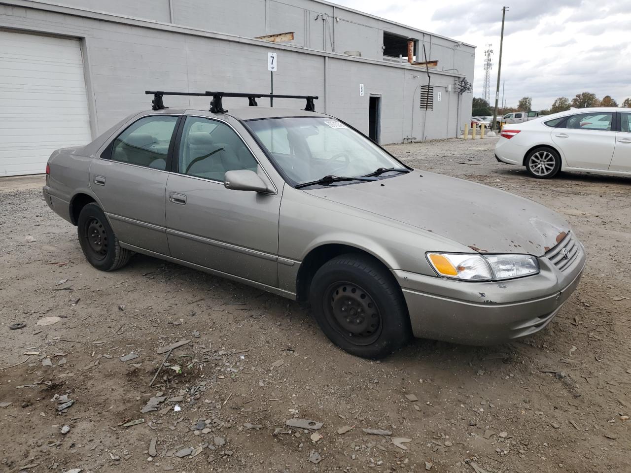 Lot #3308323194 1997 TOYOTA CAMRY CE
