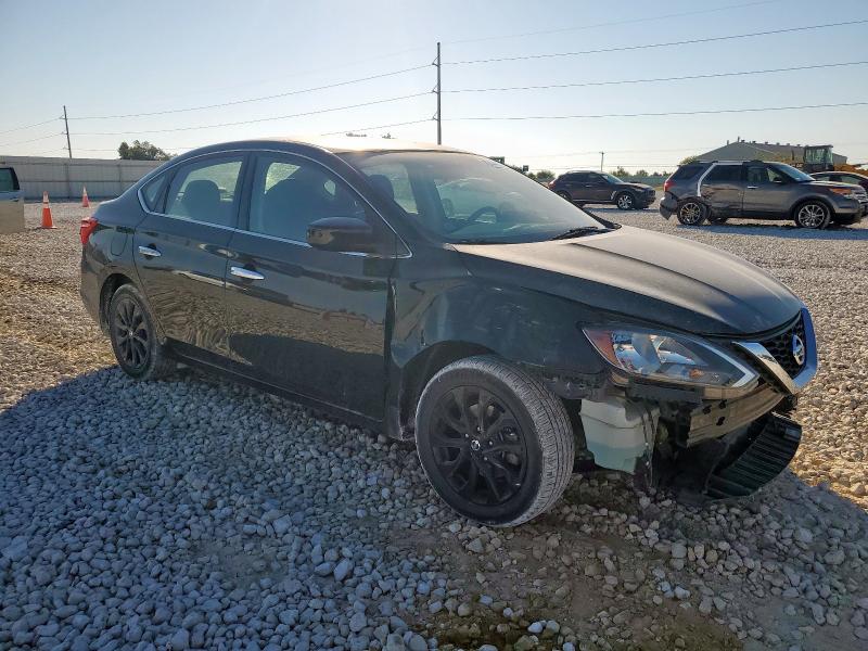 2018 NISSAN SENTRA S 3N1AB7AP5JY314188