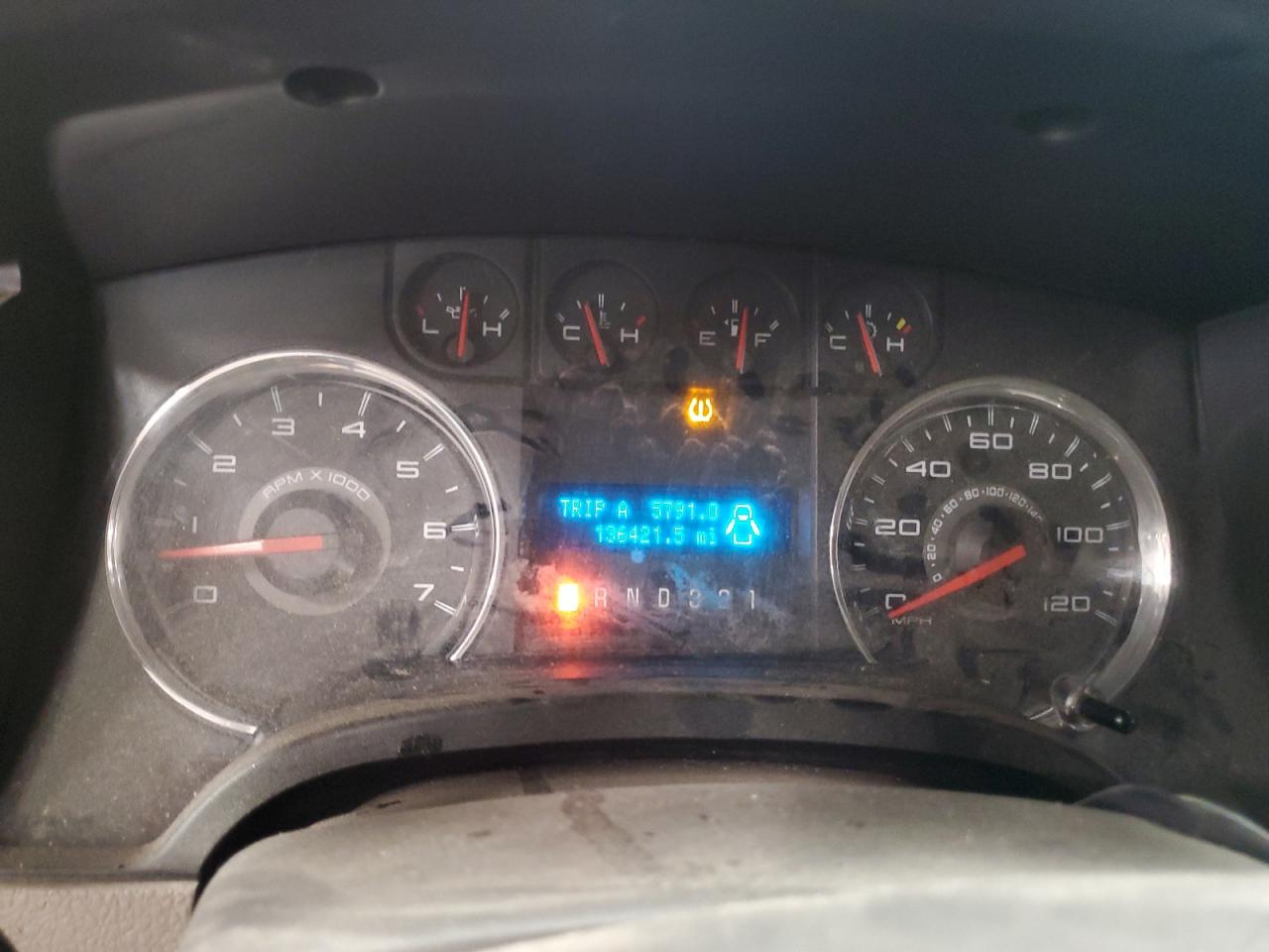 FORD F-150 SUPER CAB