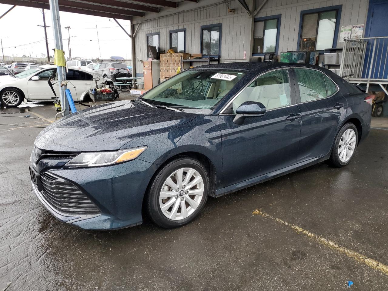 TOYOTA CAMRY L