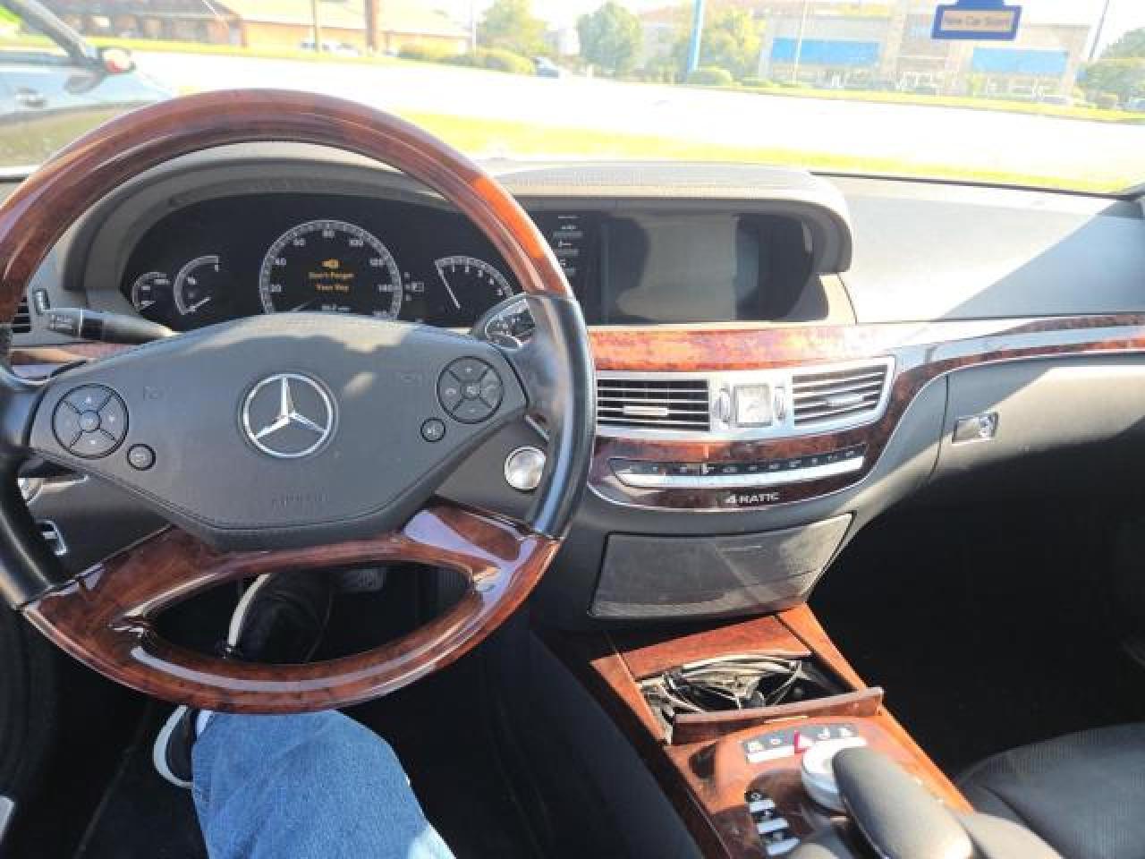 MERCEDES-BENZ S-CLASS 550 4MATIC