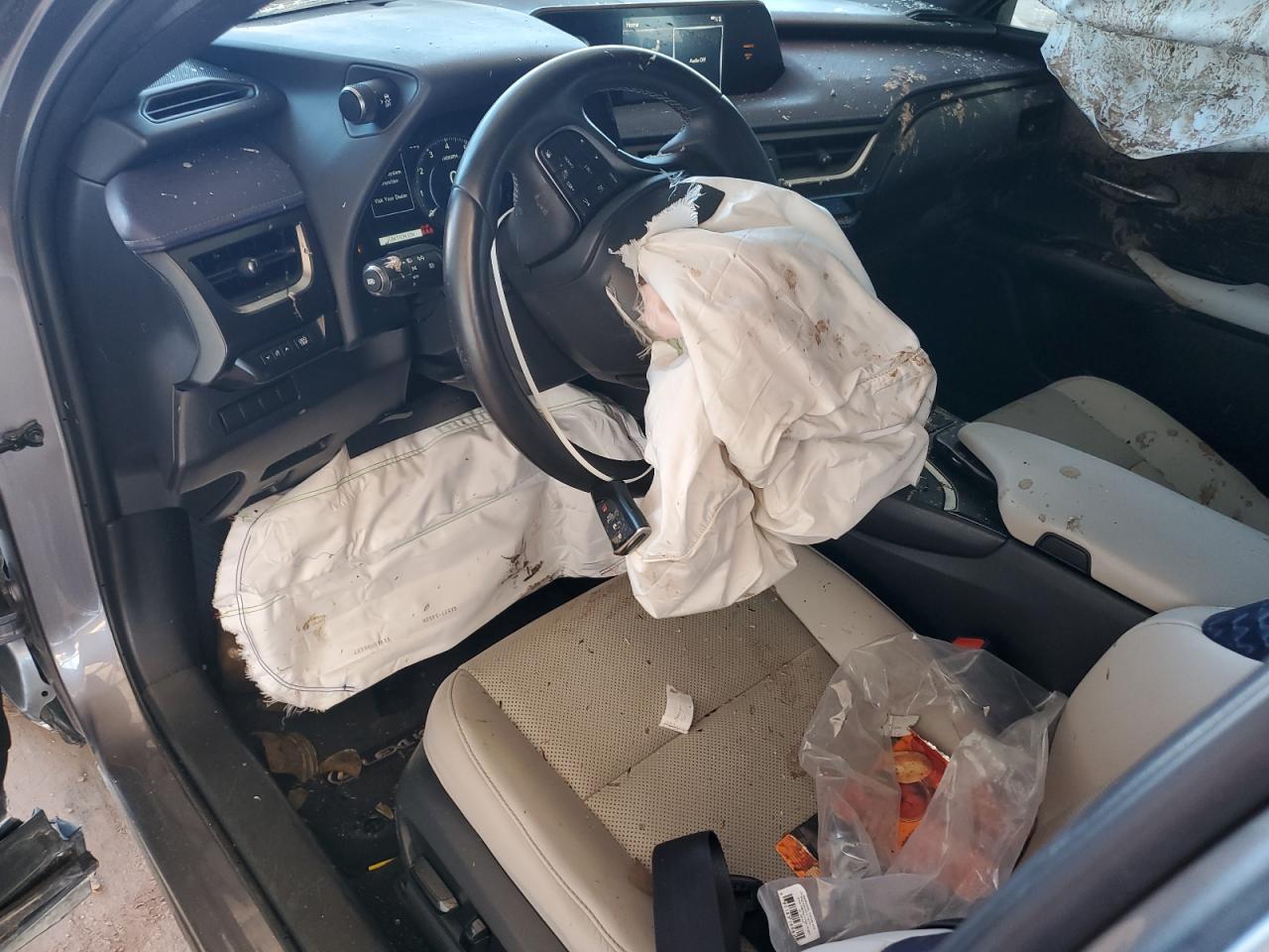 LEXUS UX 200