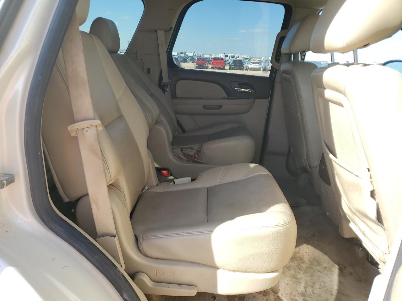 CHEVROLET TAHOE C1500 LTZ