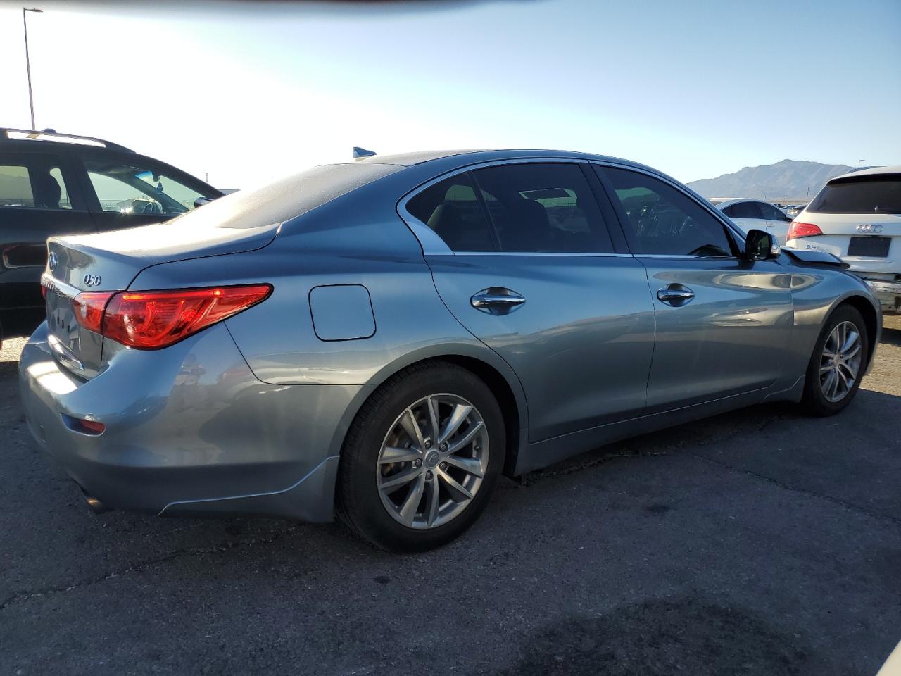 INFINITI Q50 PREMIUM