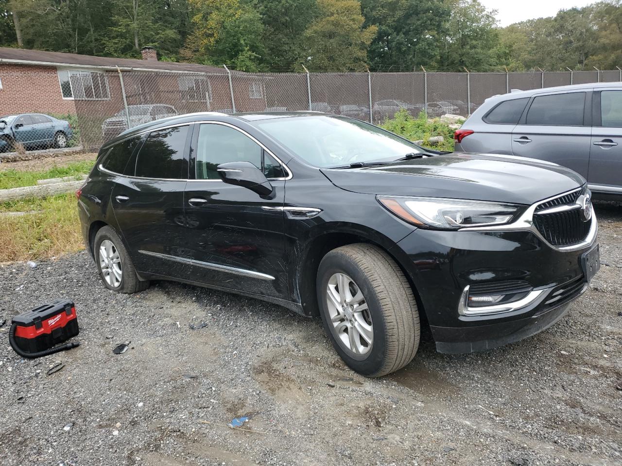 BUICK ENCLAVE ESSENCE