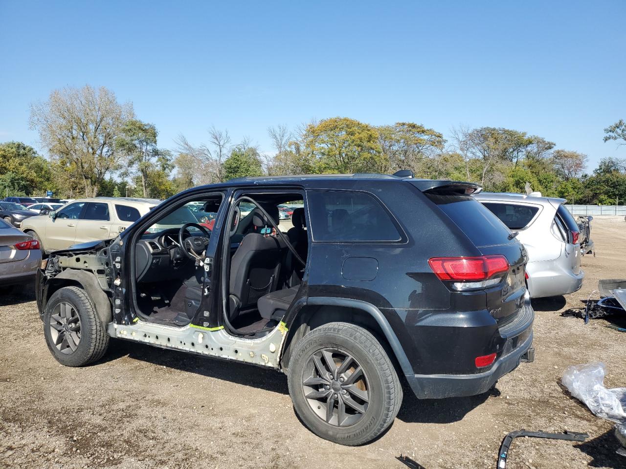 JEEP GRAND CHEROKEE LAREDO