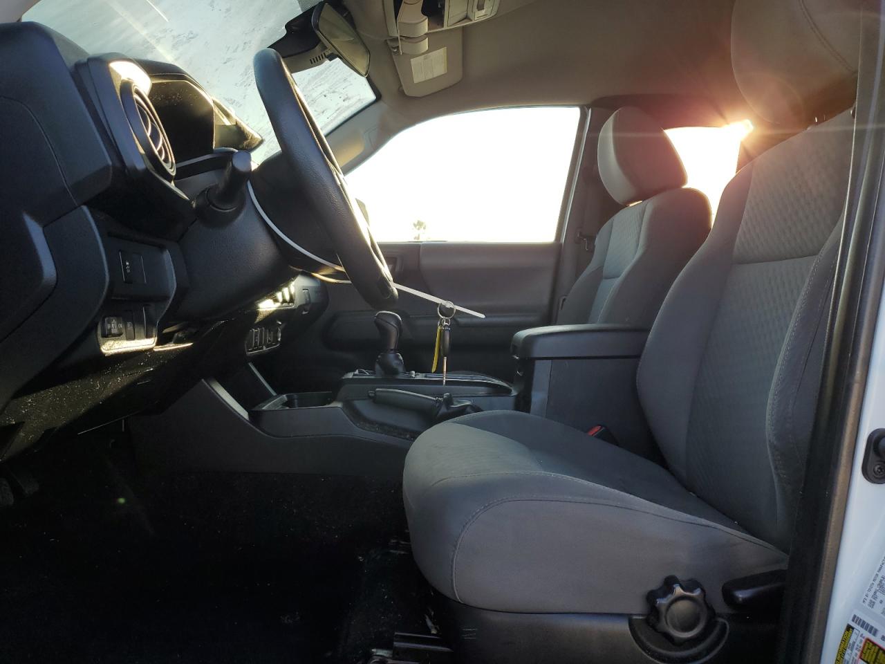 TOYOTA TACOMA ACCESS CAB